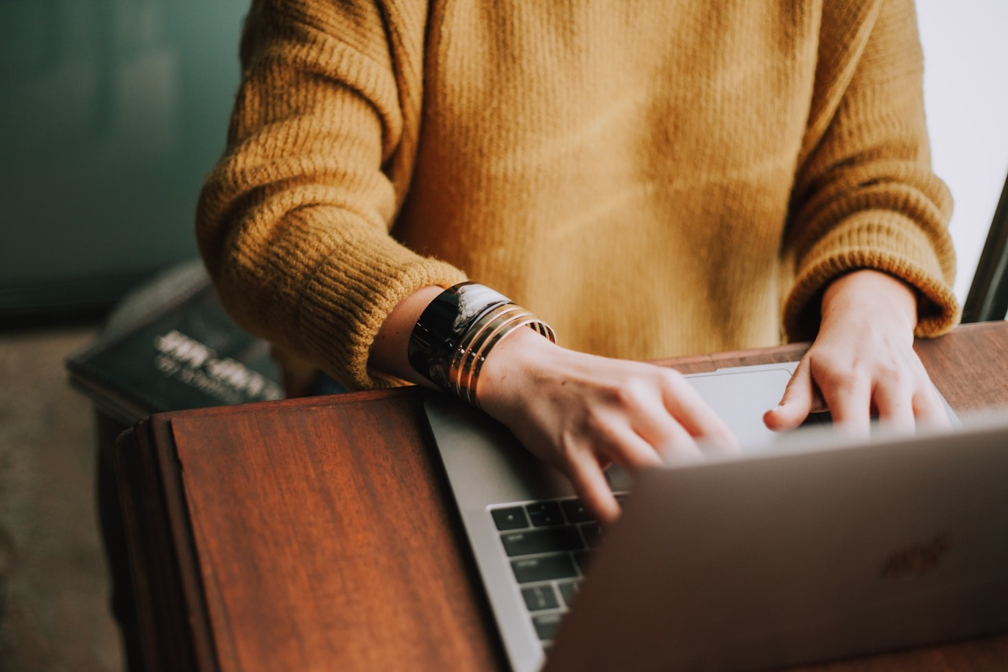 How to Stand Out in the Job Market